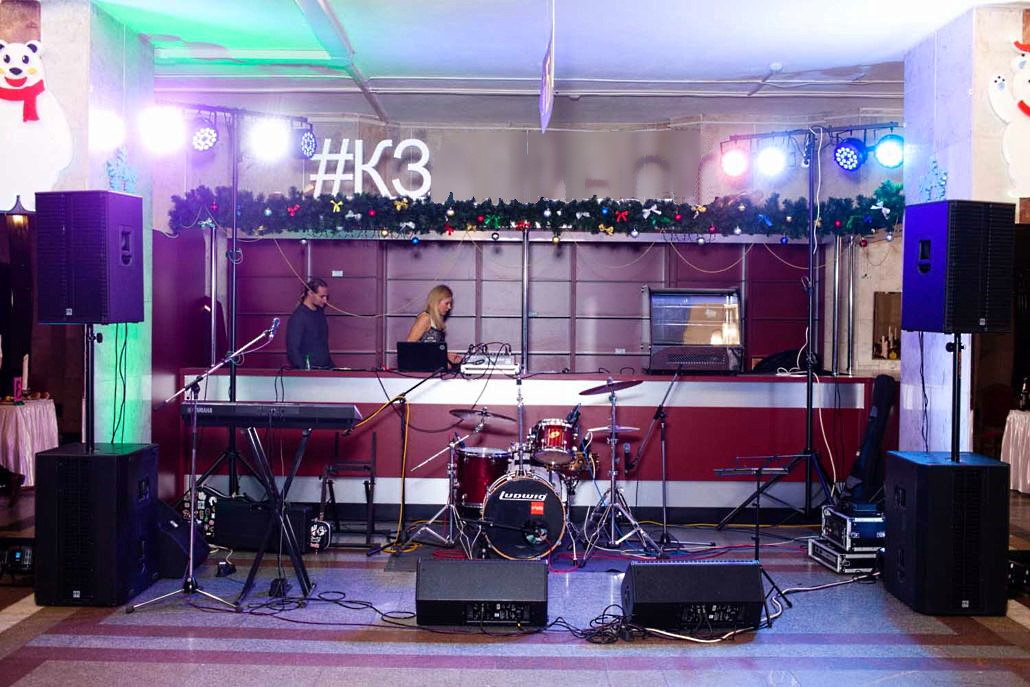 Световое оборудование для дискотек, цветомузыка, светомузыка